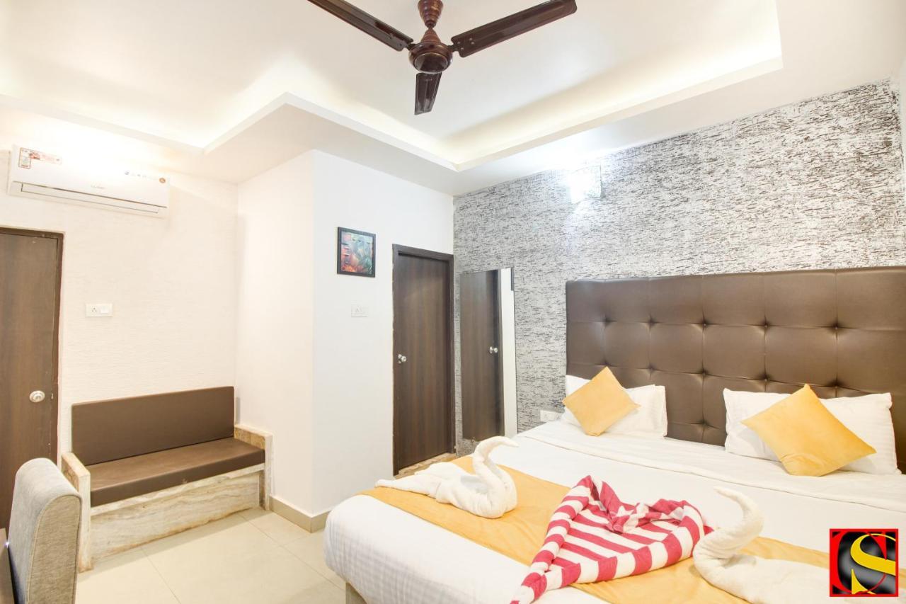 Candolim Sands Hotel Ngoại thất bức ảnh
