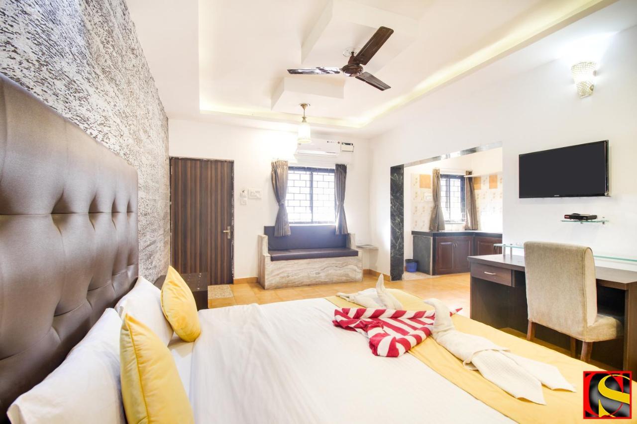 Candolim Sands Hotel Ngoại thất bức ảnh