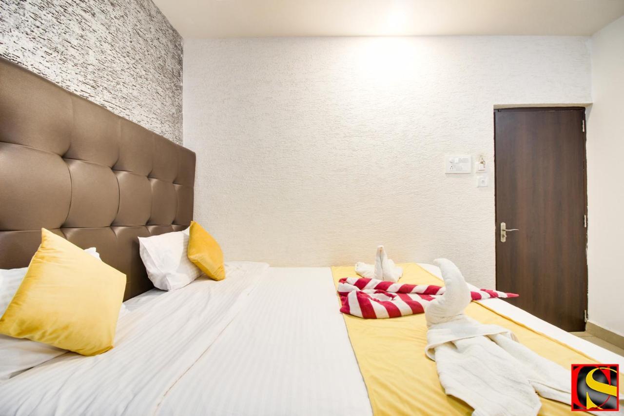 Candolim Sands Hotel Ngoại thất bức ảnh