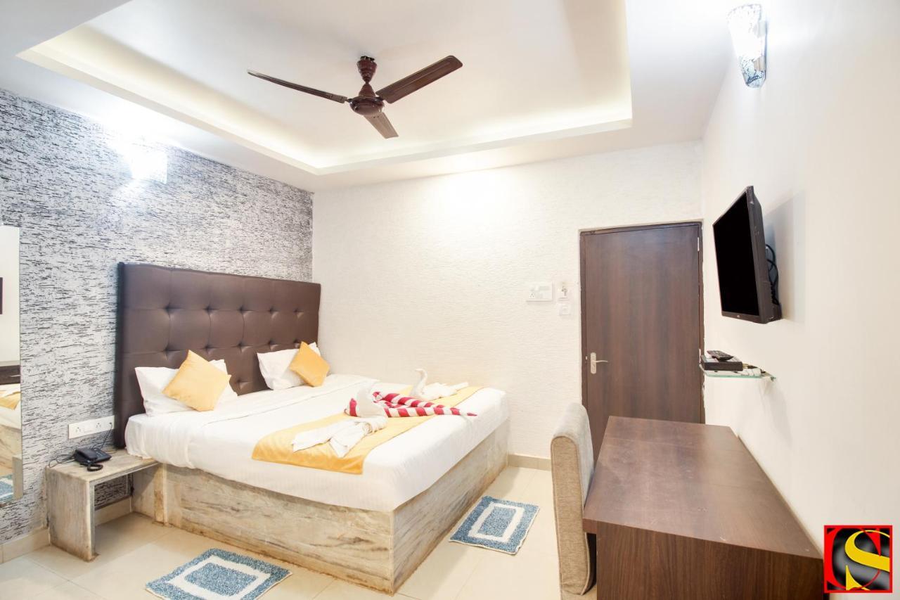 Candolim Sands Hotel Ngoại thất bức ảnh