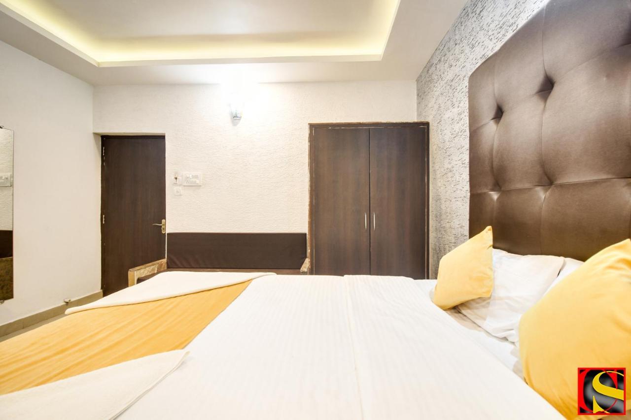 Candolim Sands Hotel Ngoại thất bức ảnh