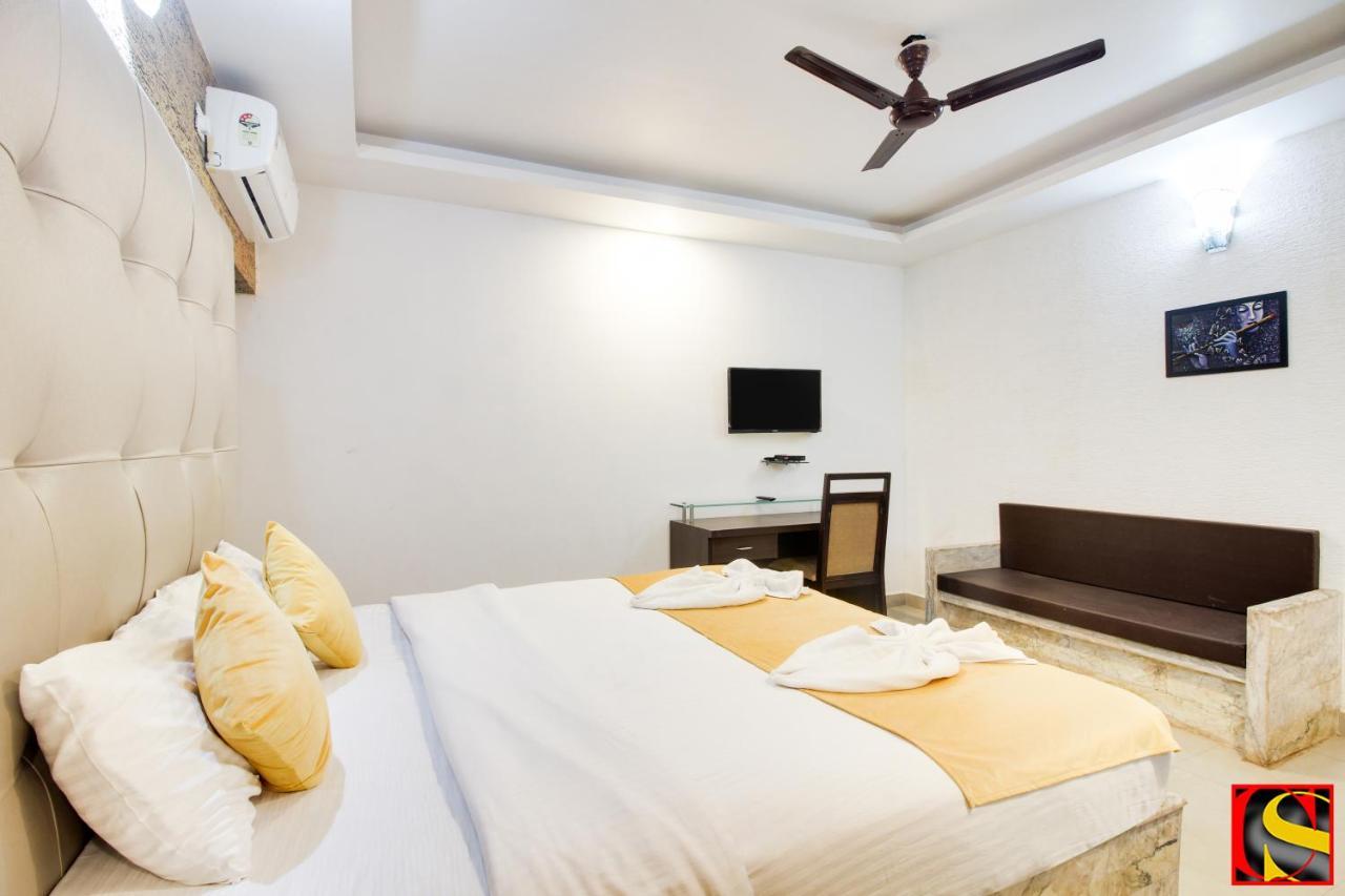 Candolim Sands Hotel Ngoại thất bức ảnh